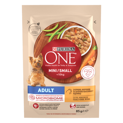 PURINA ONE MINI Adult, cu pui, morcovi, și fasole verde, în sos, hrană umedă pentru câini, 85 g
