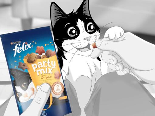Felix este hrănit cu gustarea Party Mix